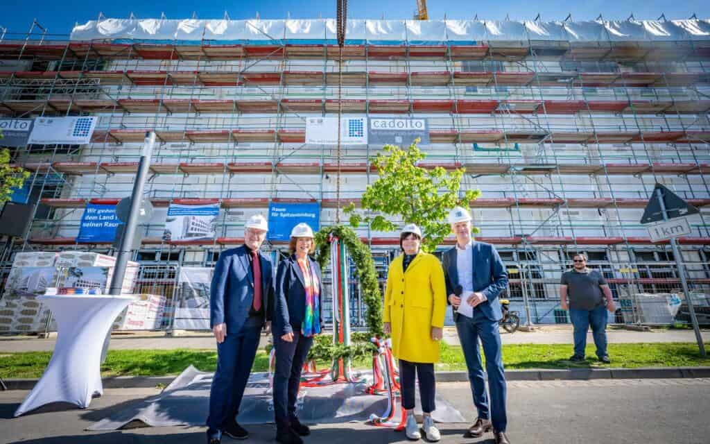 Scaffolding work at the University of Bonn