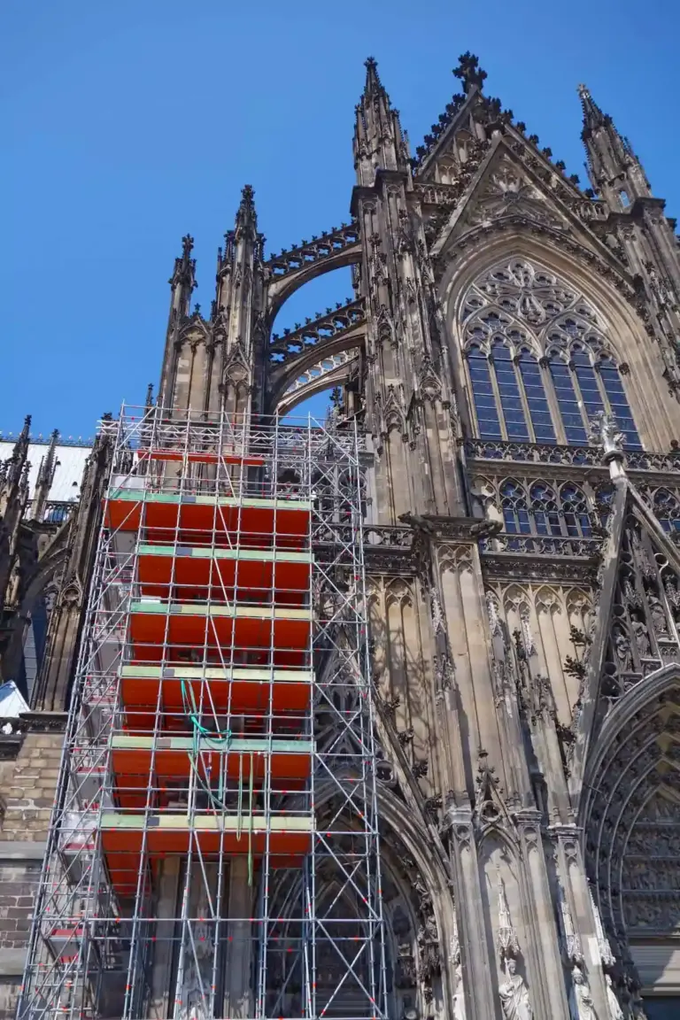 Gerüstbau in Köln in NRW – Gerüst am Kölner DOM